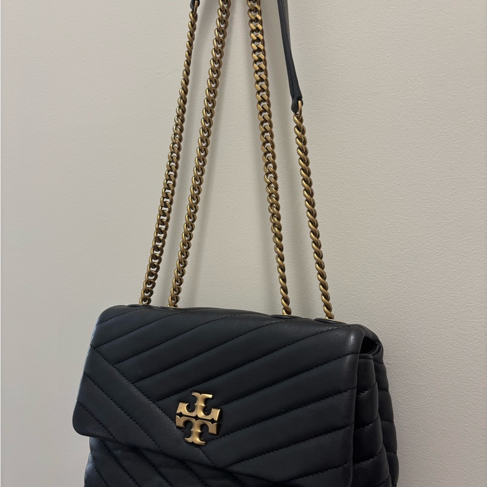 Tory Burch Black Chevron Shoulder Bag - Picture 3 of 10